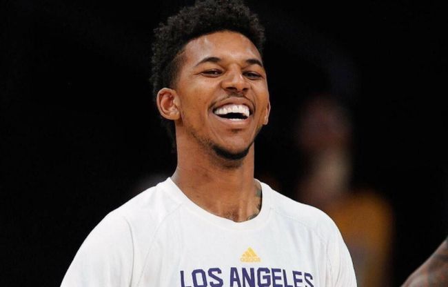 压哨绝杀 压哨绝杀